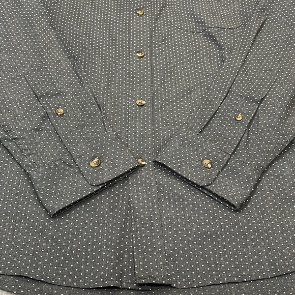 NEW Mens Old Navy Button Ip Everyday Shirt Regular Fit Size MED Gray/White Dots - Picture 6 of 10